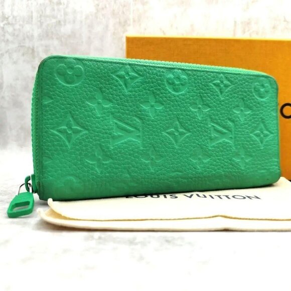 Authentic Louis Vuitton Monogram Empreinte Leather Zippy Vertical Wallet Green - Picture 1 of 16